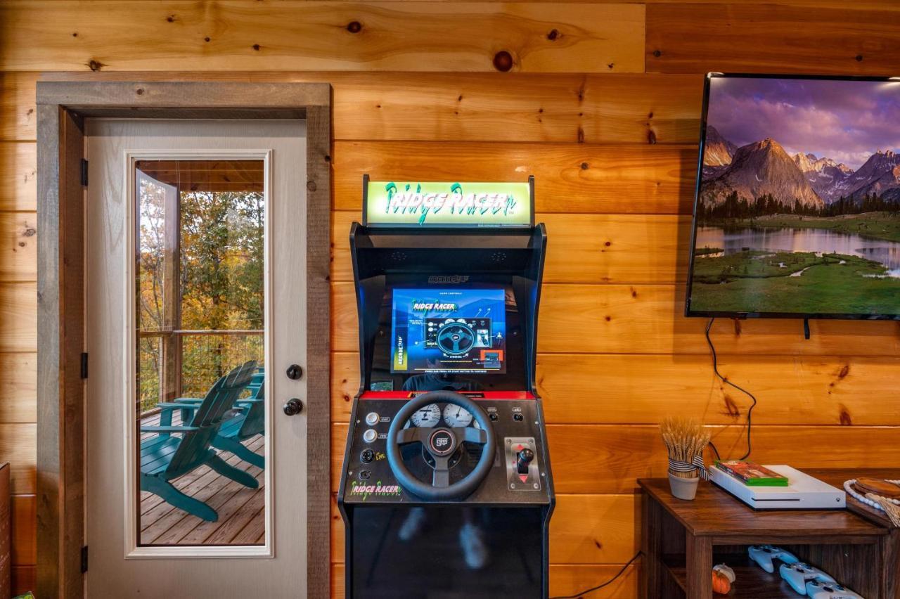 The Overlook - '21 Cabin - Gorgeous Unobstructed Views - Fire Pit Table - Gamerm - Hottub - Xbox - Lots Of Bears Gatlinburg Exterior foto