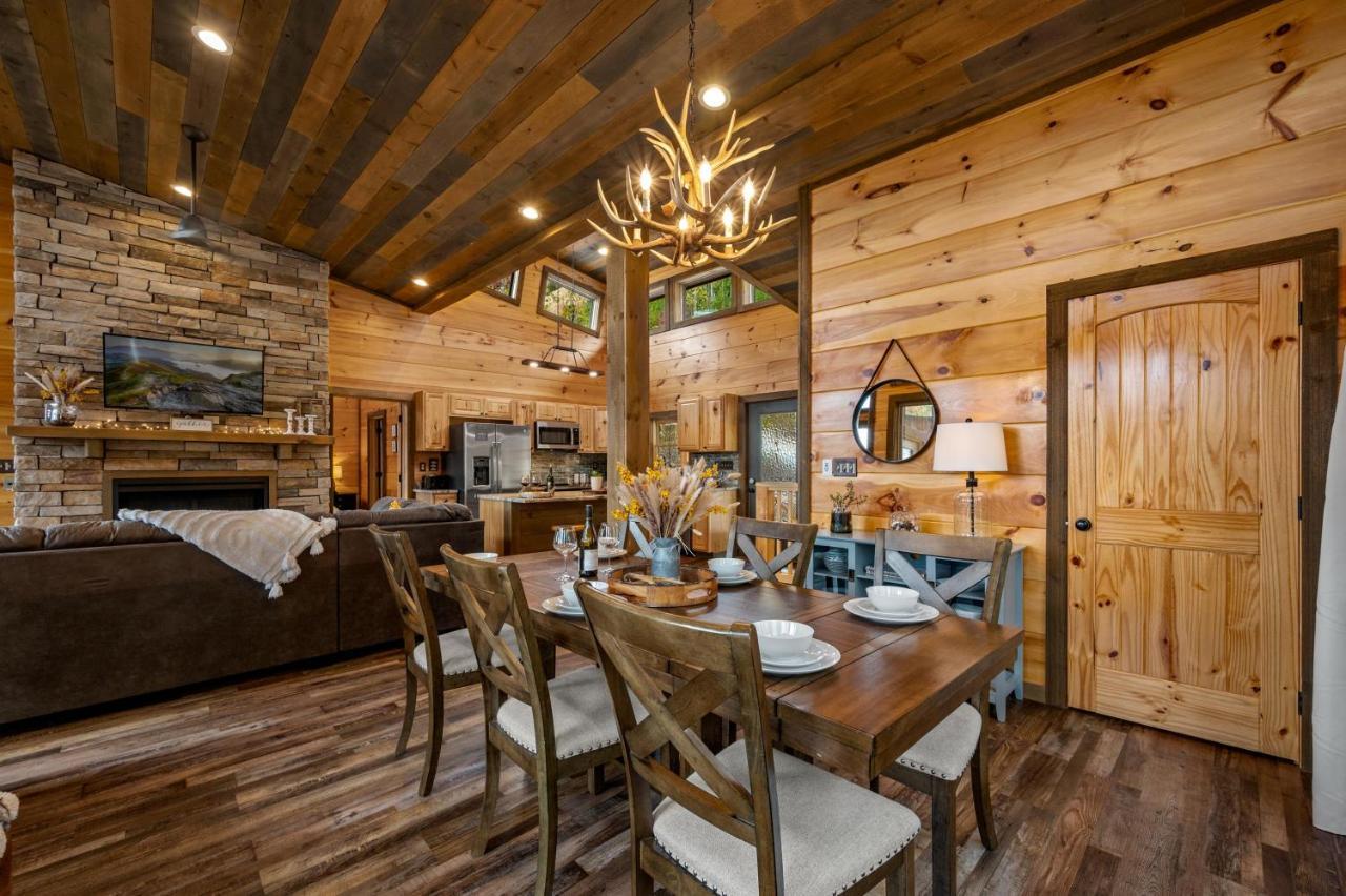 The Overlook - '21 Cabin - Gorgeous Unobstructed Views - Fire Pit Table - Gamerm - Hottub - Xbox - Lots Of Bears Gatlinburg Exterior foto