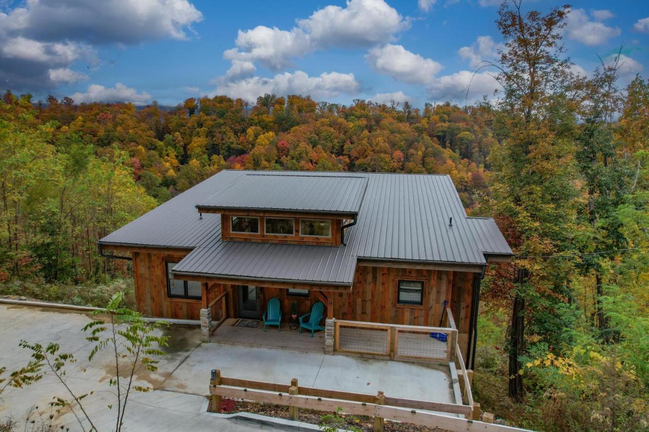 The Overlook - '21 Cabin - Gorgeous Unobstructed Views - Fire Pit Table - Gamerm - Hottub - Xbox - Lots Of Bears Gatlinburg Exterior foto